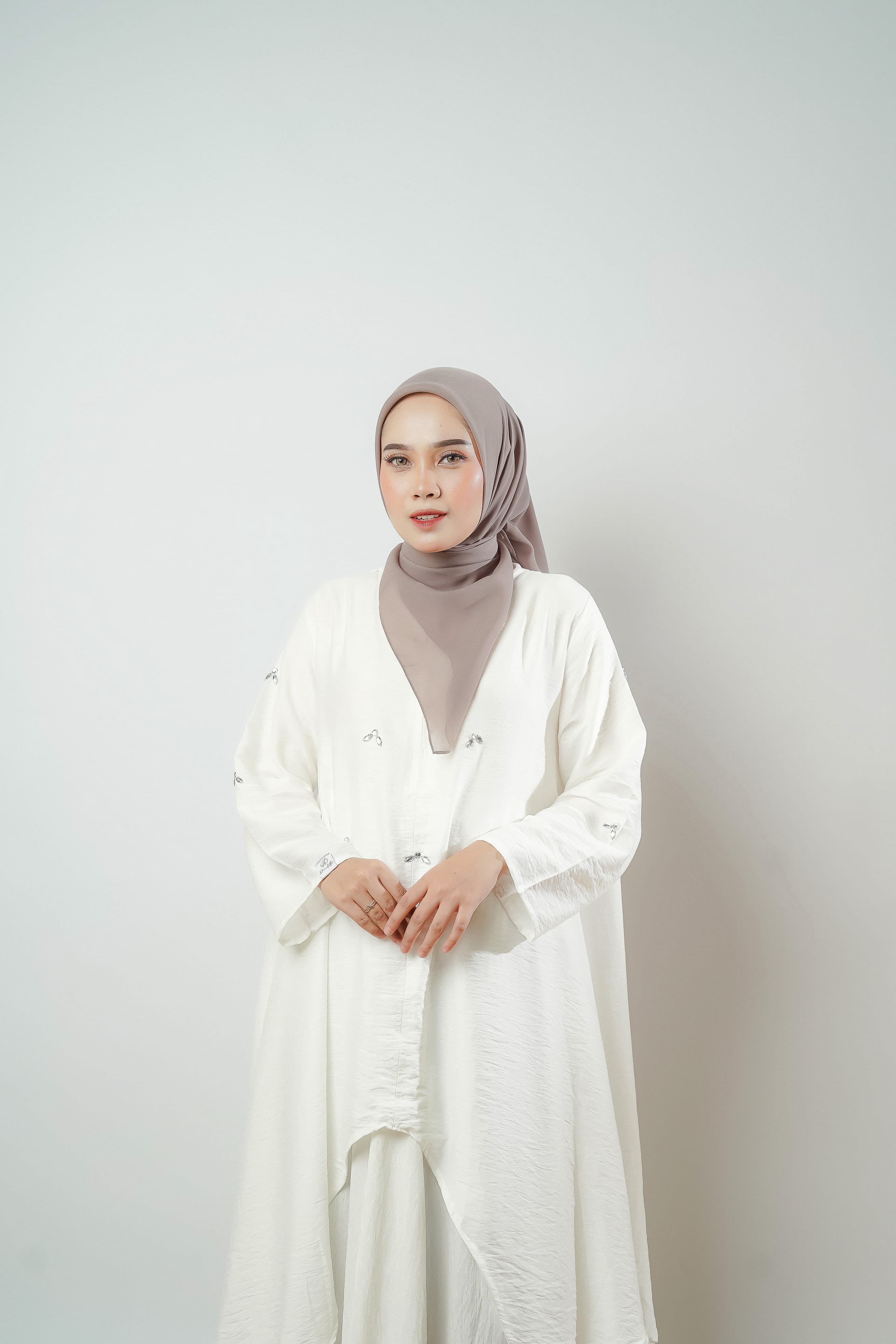 Taupe